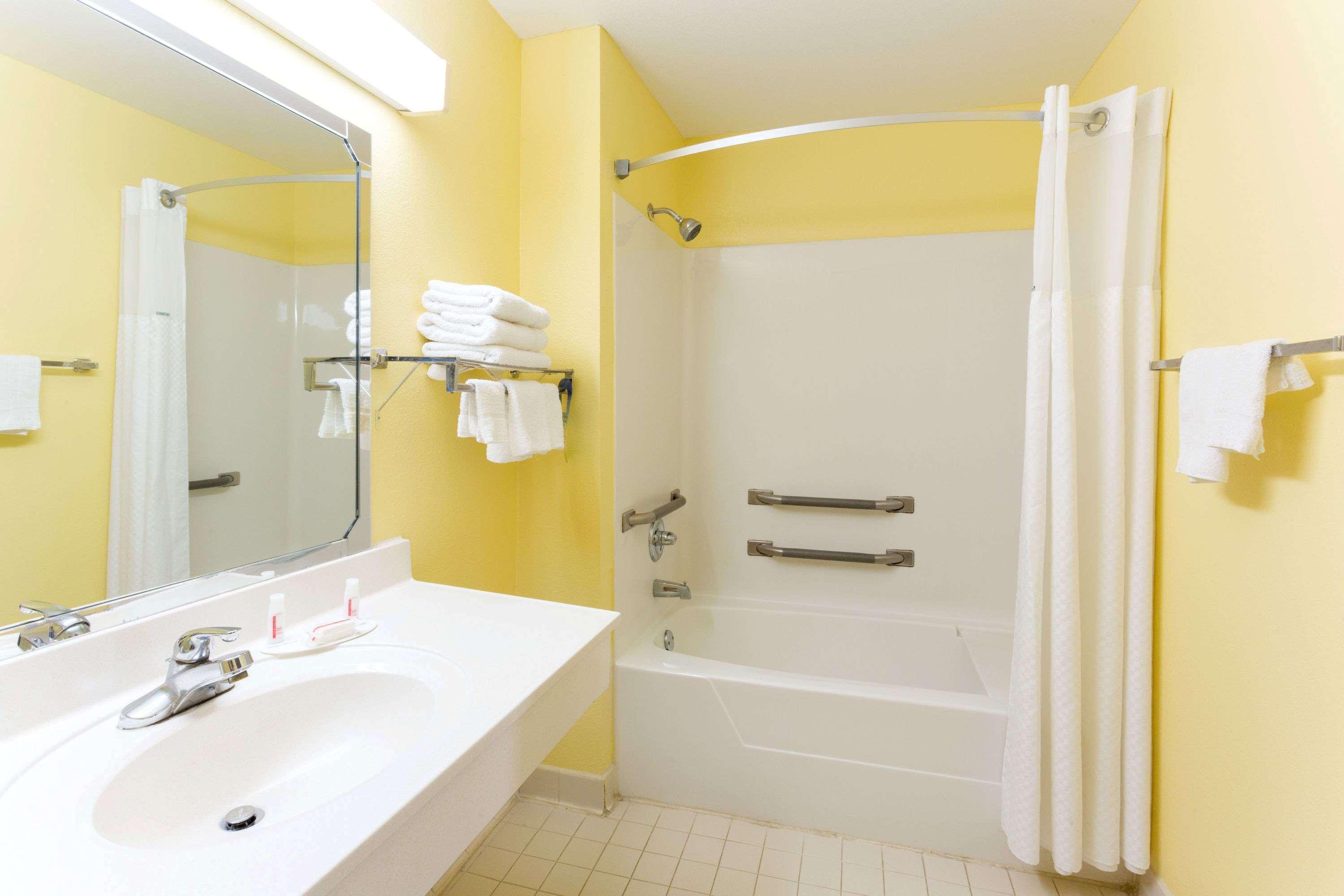 Days Inn Lamont/Monticello Luaran gambar