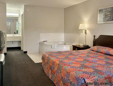 Days Inn Lamont/Monticello Bilik gambar